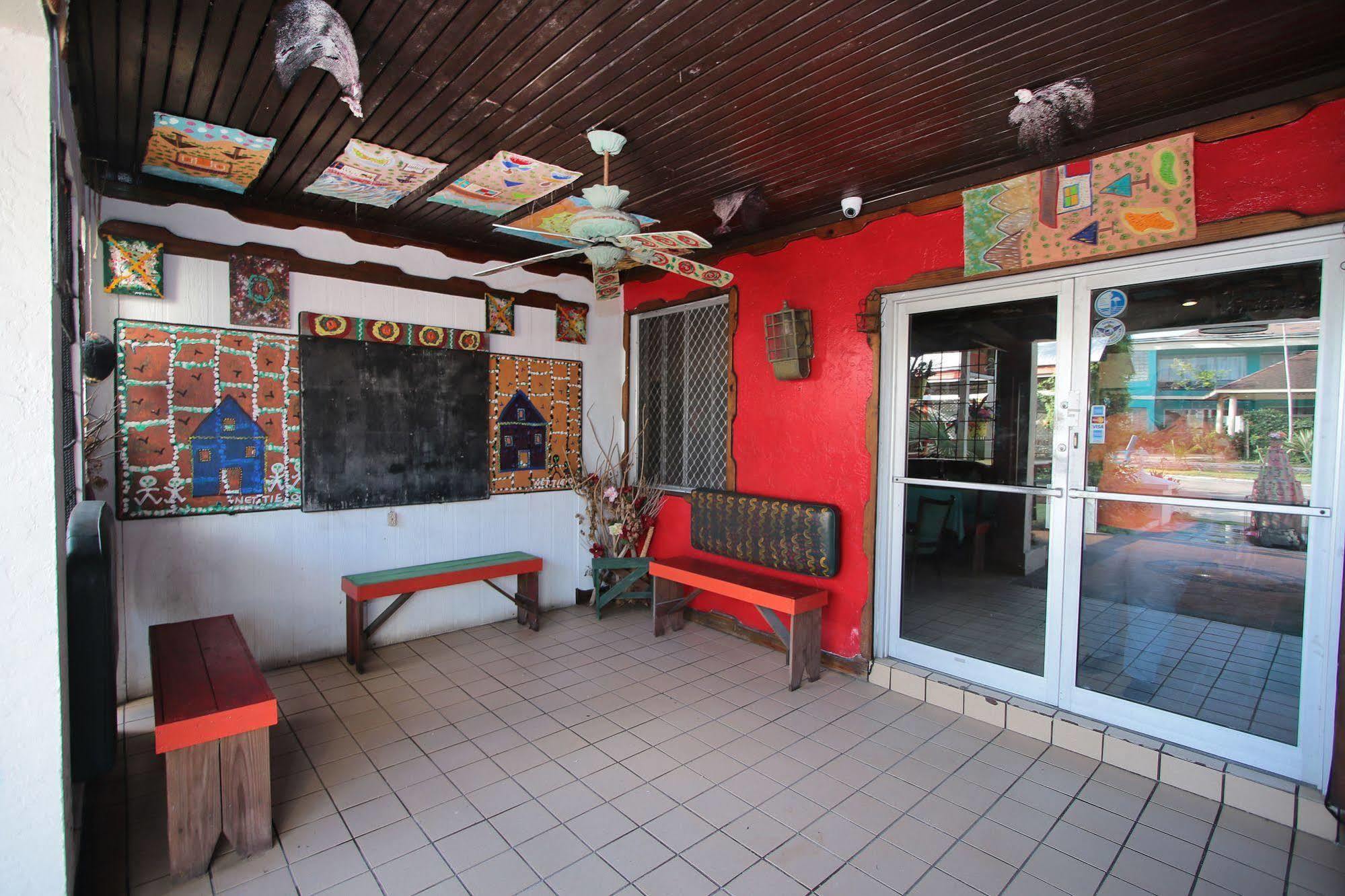 Nettie'S Different Of Nassau Casuarina'S Exterior foto